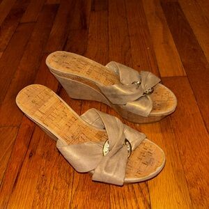 Guess Tan Wedge Sandals with Bow Accent